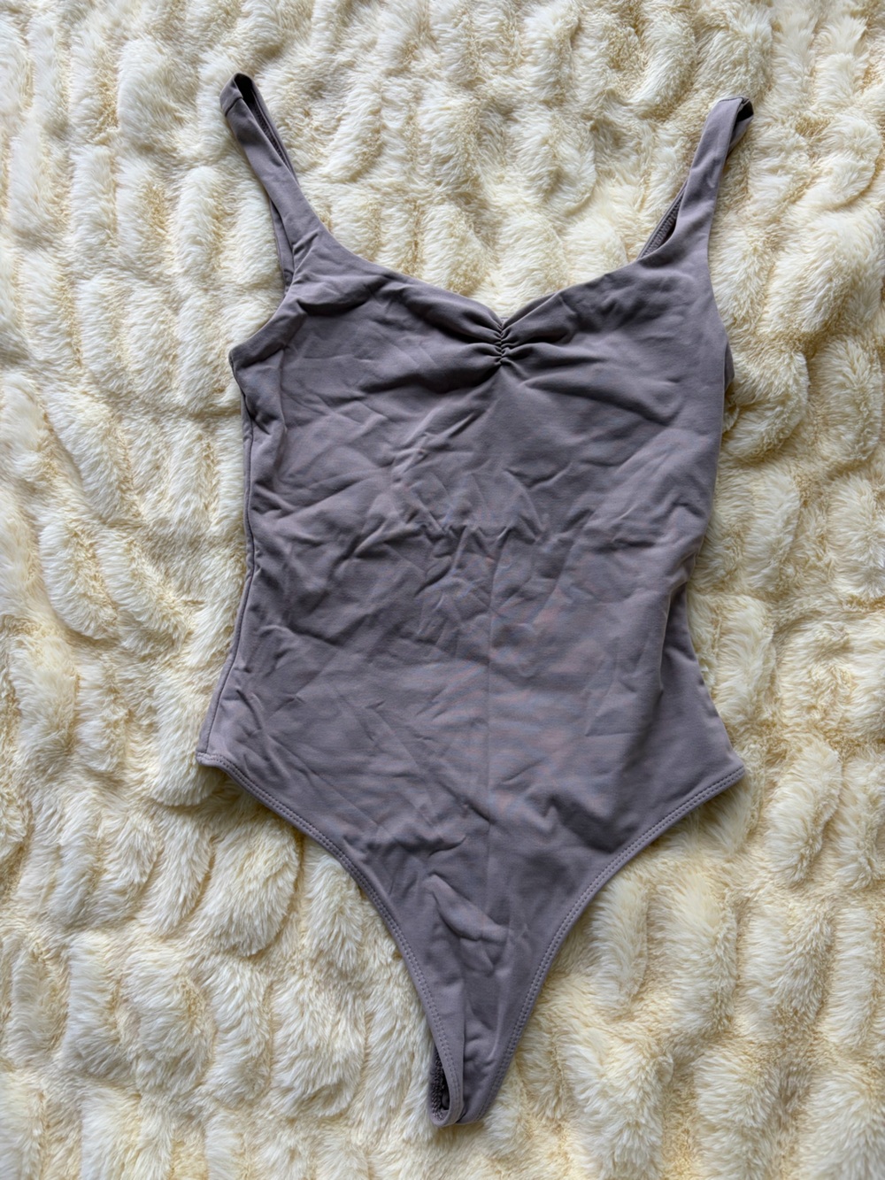 Aritzia Babaton bodysuit